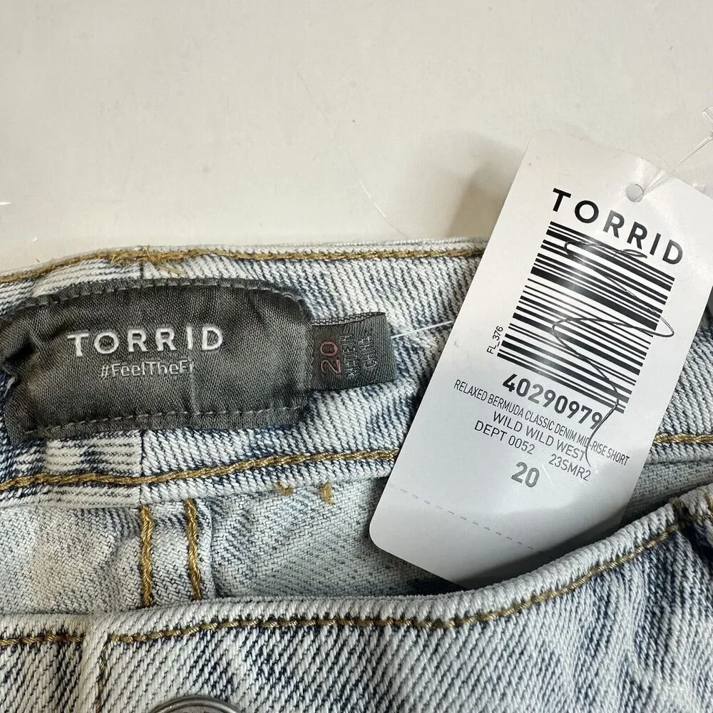 Torrid Shorts 20 Bermuda Relaxed Midrise Wild West Blue Denim Button Fly NEW